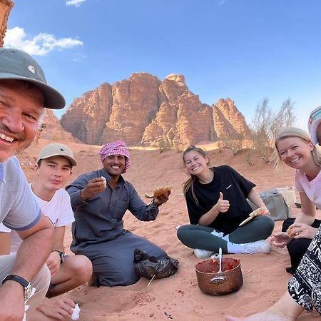 Wadi Rum-Bedouin Tents And Jeep Tours Kültér fotó