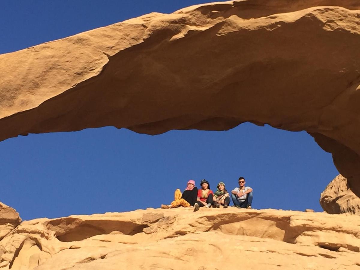 Wadi Rum-Bedouin Tents And Jeep Tours Kültér fotó