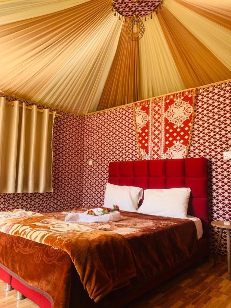 Wadi Rum-Bedouin Tents And Jeep Tours Kültér fotó